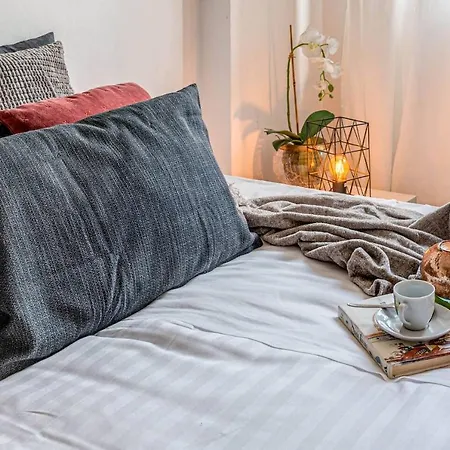 Apartment Florence- Accademia Charme