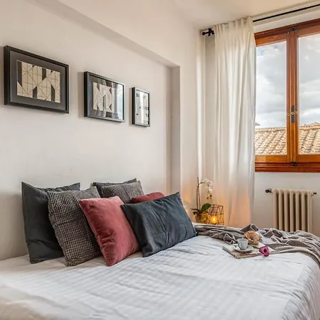 Florence- Accademia Charme Apartment *