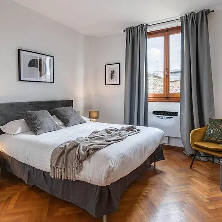 Florence- Accademia Charme Apartment *